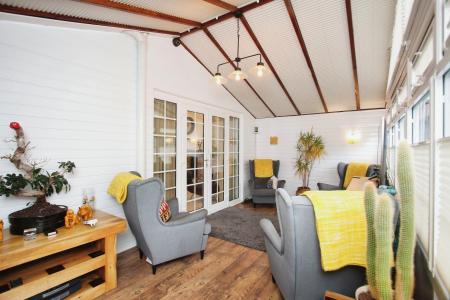 3 bedroom Town house for sale in Extended Home - Hockley Farm Road, Braunstone, LE3