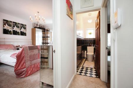 3 bedroom Town house for sale in Extended Home - Hockley Farm Road, Braunstone, LE3