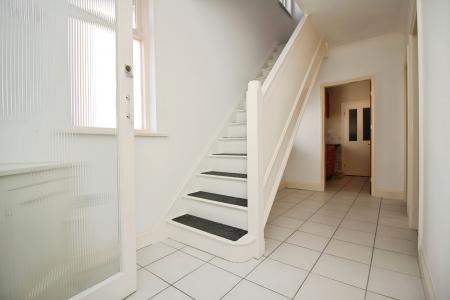 3 bedroom Semi-detached house for sale in Holmfield Avenue West, Leicester Forest East, LE3