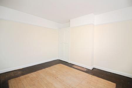 3 bedroom Semi-detached house for sale in Holmfield Avenue West, Leicester Forest East, LE3