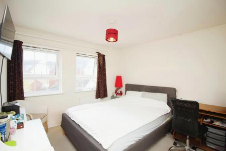 4 bedroom Detached house for sale in Isla Drive, Lubbesthorpe, LE19