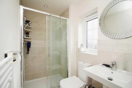 4 bedroom Detached house for sale in Isla Drive, Lubbesthorpe, LE19