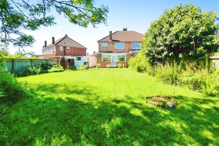 3 bedroom Semi-detached house for sale in Kings Drive, Leicester Forest East, LE3