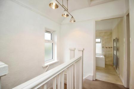 3 bedroom Semi-detached house for sale in Kings Walk, Leicester Forest East, LE3