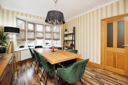 4 bedroom Semi-detached house for sale in Kingswood Avenue, Western Park, Leicester, LE3