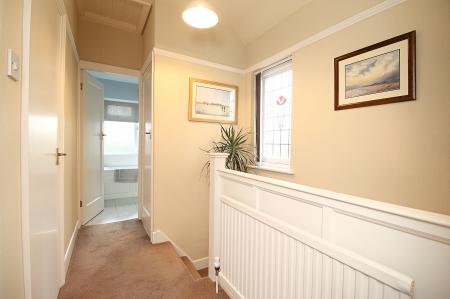 4 bedroom Semi-detached house for sale in Kingswood Avenue, Western Park, LE3