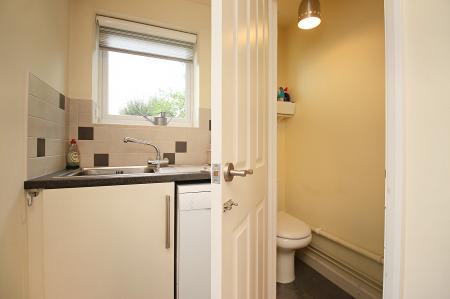 4 bedroom Semi-detached house for sale in Kingswood Avenue, Western Park, LE3