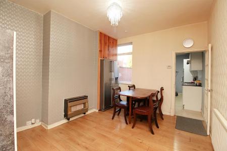 4 bedroom Terraced House for sale in Lancashire Street, Off Melton Road, Leicester, LE4