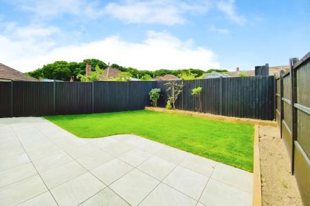 3 bedroom Detached bungalow for sale in Lawnwood Road, Groby, LE6