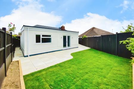 3 bedroom Detached bungalow for sale in Lawnwood Road, Groby, LE6