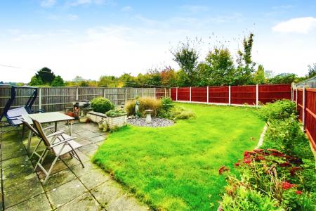 3 bedroom Detached house for sale in Lubbesthorpe Road, Braunstone Town, LE3