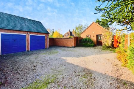 2 bedroom Detached bungalow for sale in Main Street, Kirby Muxloe, LE9
