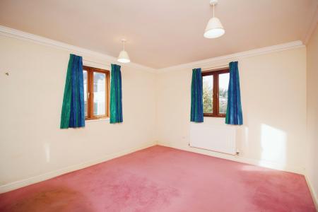 2 bedroom Detached bungalow for sale in Main Street, Kirby Muxloe, LE9