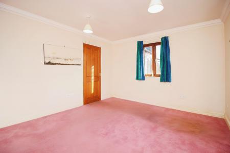 2 bedroom Detached bungalow for sale in Main Street, Kirby Muxloe, LE9