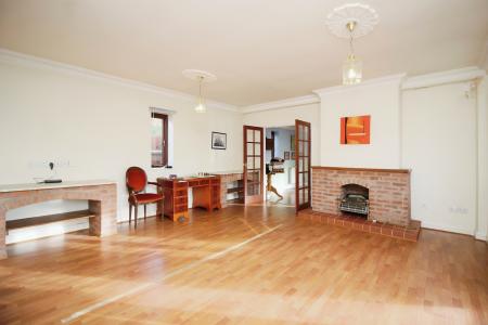 2 bedroom Detached bungalow for sale in Main Street, Kirby Muxloe, LE9