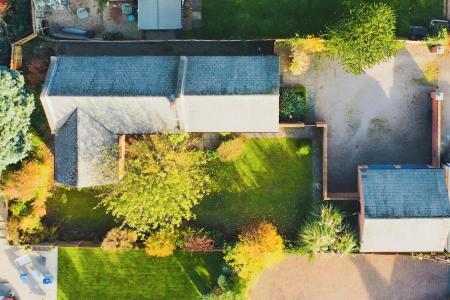 2 bedroom Detached bungalow for sale in Main Street, Kirby Muxloe, LE9