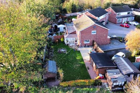 3 bedroom Semi-detached house for sale in Millers Close, Syston, LE7