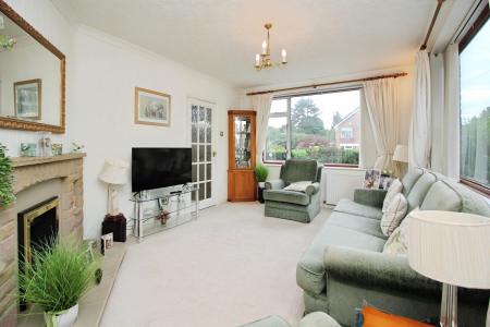 3 bedroom Semi-detached house for sale in Mossdale Road, Braunstone Town, LE3