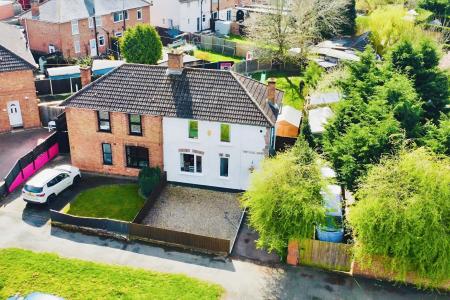 3 bedroom Semi-detached house for sale in Newfields Avenue, Braunstone, LE3