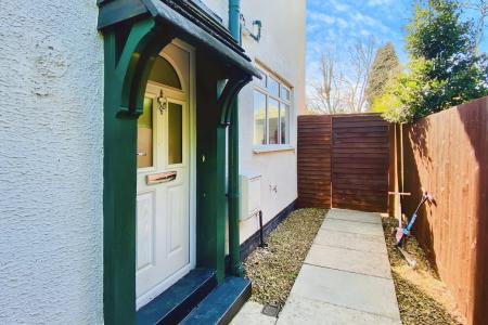 3 bedroom Semi-detached house for sale in Newfields Avenue, Braunstone, LE3