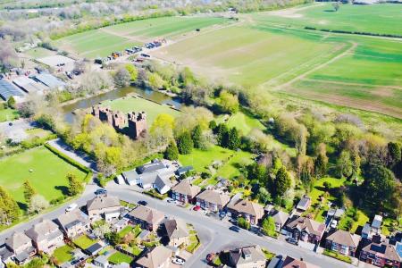 3 bedroom Detached house for sale in Oakcroft Avenue, Kirby Muxloe, LE9