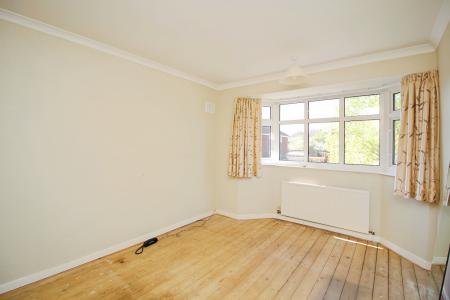 3 bedroom Detached house for sale in Oakcroft Avenue, Kirby Muxloe, LE9