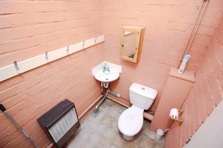 3 bedroom Detached house for sale in Oakcroft Avenue, Kirby Muxloe, LE9