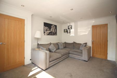 2 bedroom Semi-detached house for sale in Park Drive, Leicester Forest East, LE3