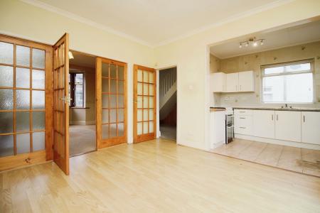 3 bedroom Semi-detached house for sale in Park Drive, Leicester Forest East, LE3