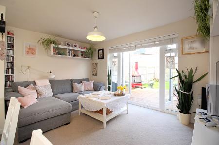 2 bedroom Semi-detached house for sale in Pickard Way, Leicester Forest East, LE3