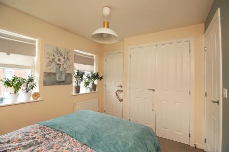 2 bedroom Semi-detached house for sale in Pickard Way, Leicester Forest East, LE3