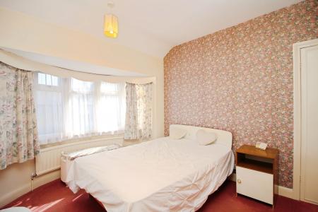 3 bedroom Semi-detached house for sale in Ravenhurst Road, Braunstone Town, LE3