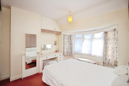 3 bedroom Semi-detached house for sale in Ravenhurst Road, Braunstone Town, LE3