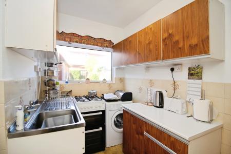 3 bedroom Semi-detached house for sale in Ravenhurst Road, Braunstone Town, LE3