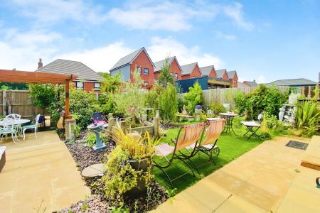 2 bedroom Detached bungalow for sale in Shiel Road, Lubbesthorpe, LE19