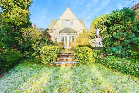 4 bedroom Detached house for sale in Shilton Road, Barwell, LE9