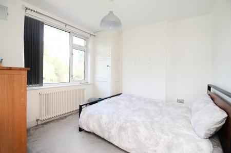 3 bedroom Semi-detached house for sale in Shottery Avenue, Braunstone Town, LE3