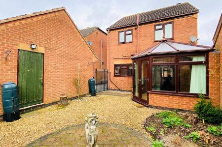 3 bedroom Detached house for sale in St. Georges Close, Newbold Verdon, LE9