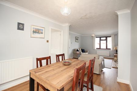 3 bedroom Detached house for sale in St. Georges Close, Newbold Verdon, LE9