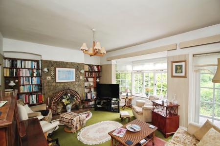 4 bedroom Detached bungalow for sale in Station Road, Kirby Muxloe, LE9