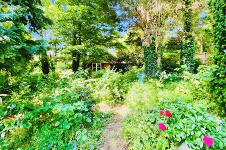 4 bedroom Detached bungalow for sale in Station Road, Kirby Muxloe, LE9