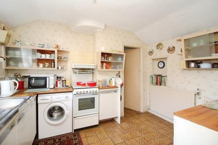 4 bedroom Detached bungalow for sale in Station Road, Kirby Muxloe, LE9