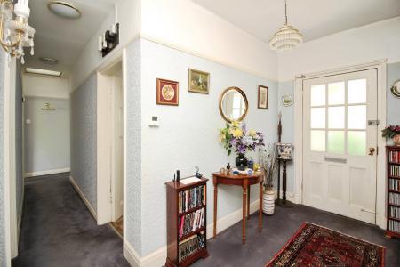 4 bedroom Detached bungalow for sale in Station Road, Kirby Muxloe, LE9