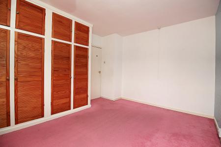 5 bedroom Semi-detached house for sale in Stonehurst Road, Braunstone Town