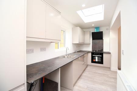 2 bedroom Detached bungalow for sale in Stoneywell Road, Leicester, LE4