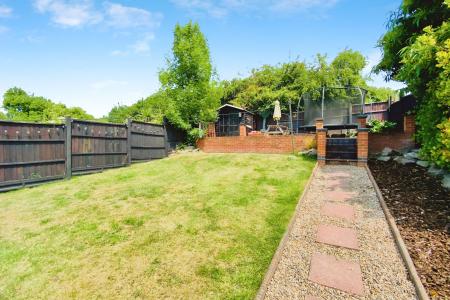 3 bedroom Semi-detached house for sale in Tetuan Road, Leicester, LE3