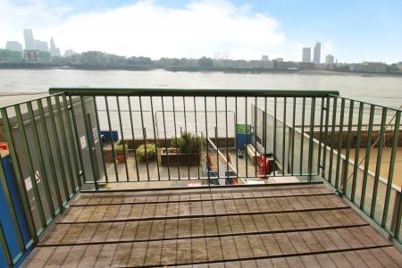 2 bedroom Flat for sale in Wapping Wall, Wapping