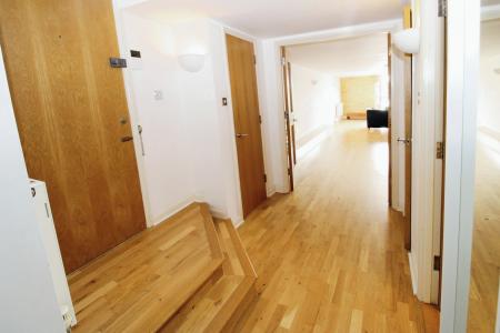 2 bedroom Flat for sale in Wapping Wall, Wapping