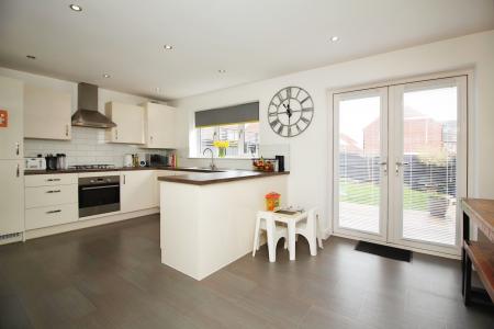 3 bedroom Detached house for sale in Welford Road, Wigston, Leicester, LE18