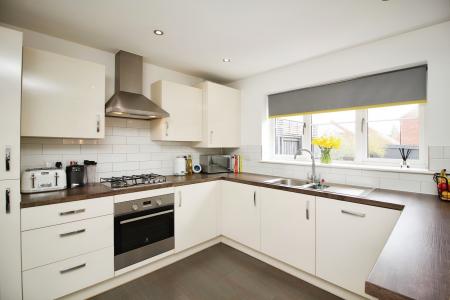 3 bedroom Detached house for sale in Welford Road, Wigston, Leicester, LE18